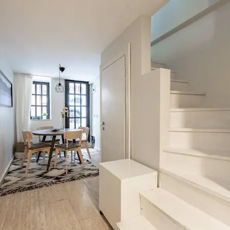 Beautiful Bright 3bd15bath Central House! #345 別荘 *