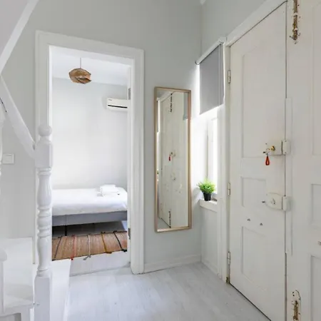 Holiday home Beautiful Bright 3bd15bath Central House! #345
