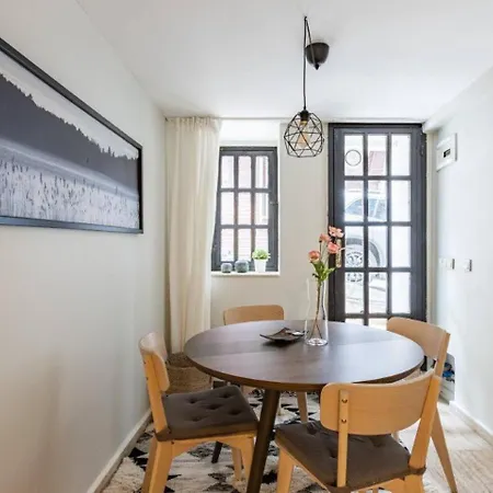 Holiday home Beautiful Bright 3bd15bath Central House! #345
